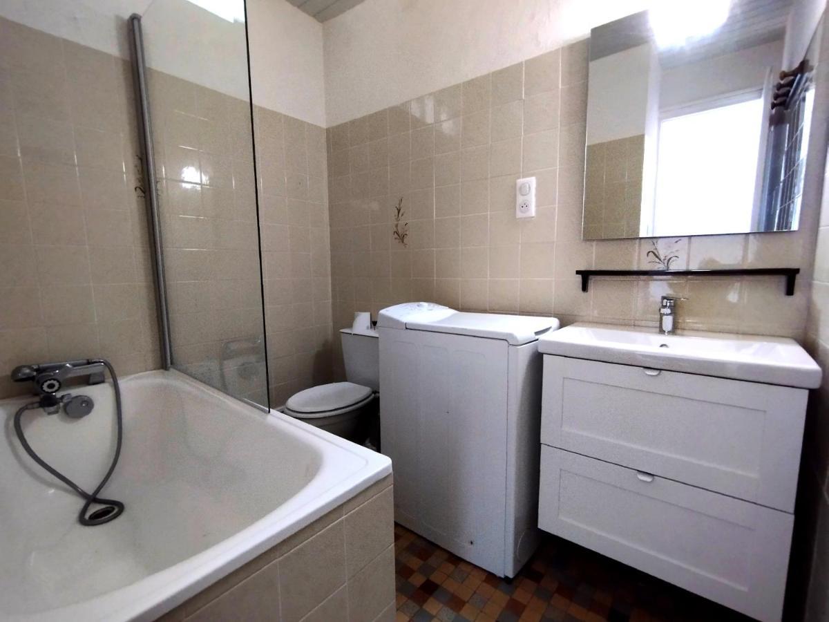 Cosy Studio En Etage Residence Front De Mer 팔라바 레 플로 외부 사진