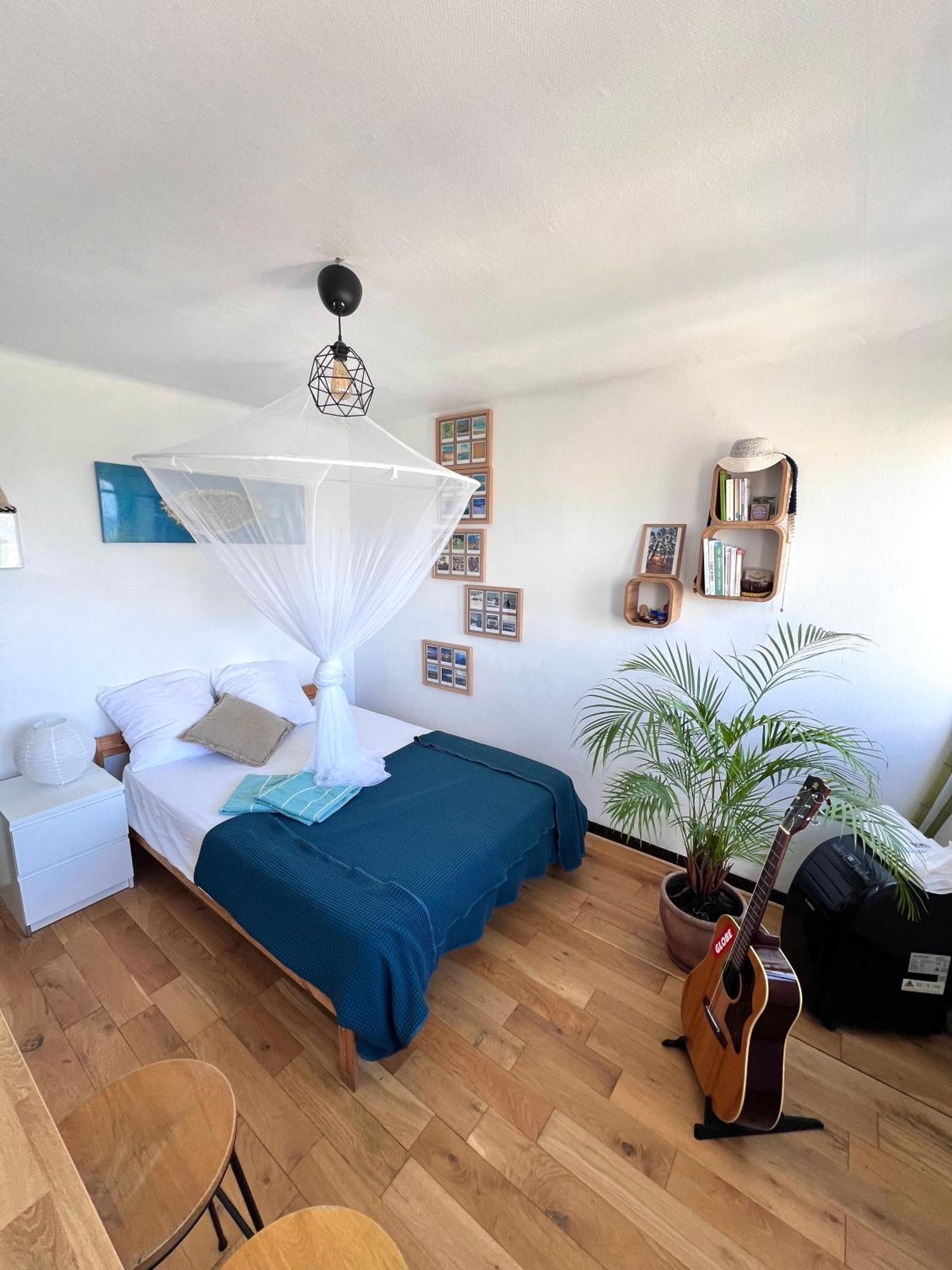 Cosy Studio En Etage Residence Front De Mer 팔라바 레 플로 외부 사진